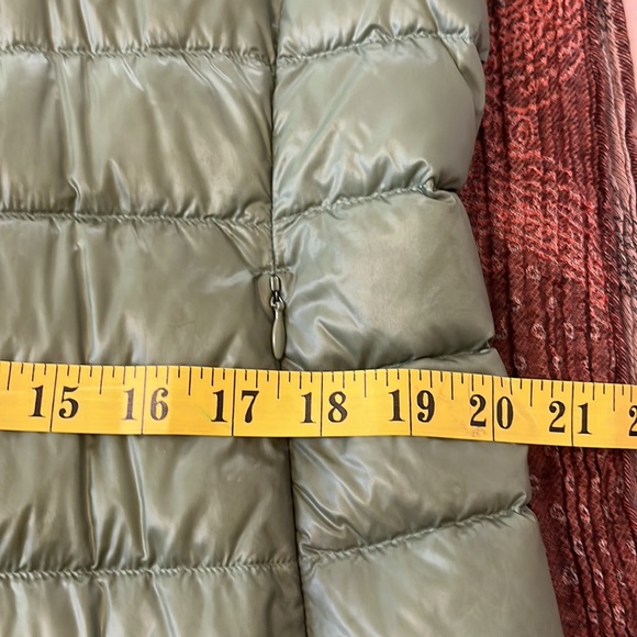 Uniqlo zip up jacket size xl - Picture 6 of 7